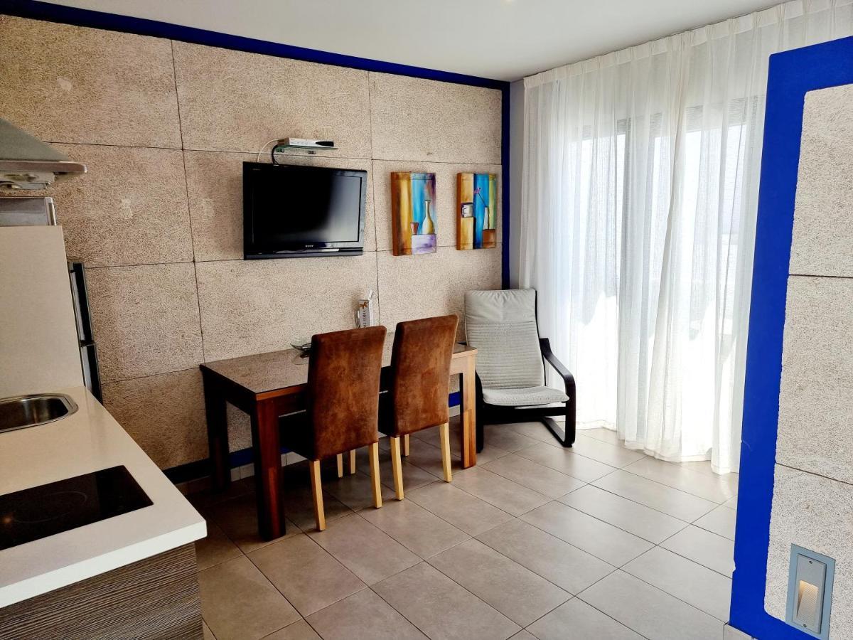 Apartamentos El Arrecife Conil De La Frontera Exterior foto